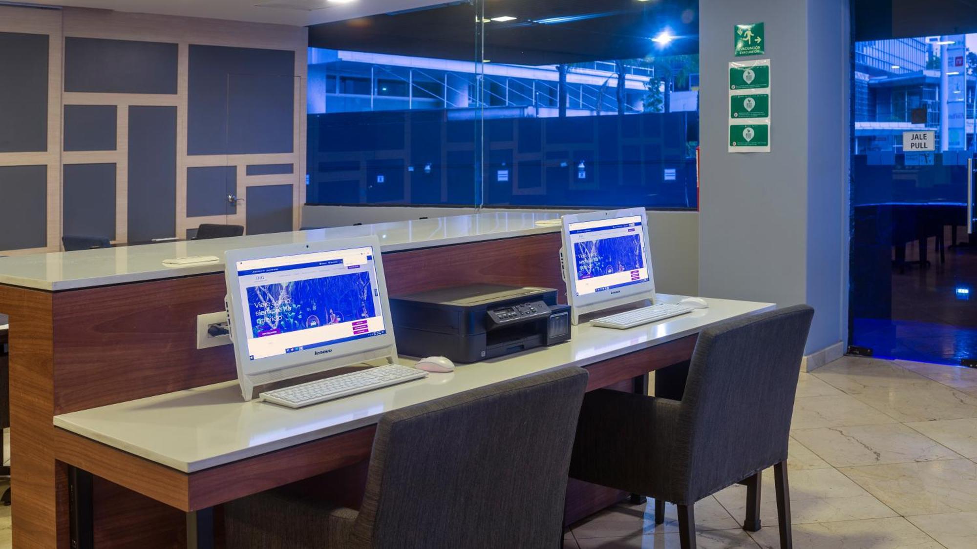 Holiday Inn Express Mexico Santa Fe By Ihg Bagian luar foto