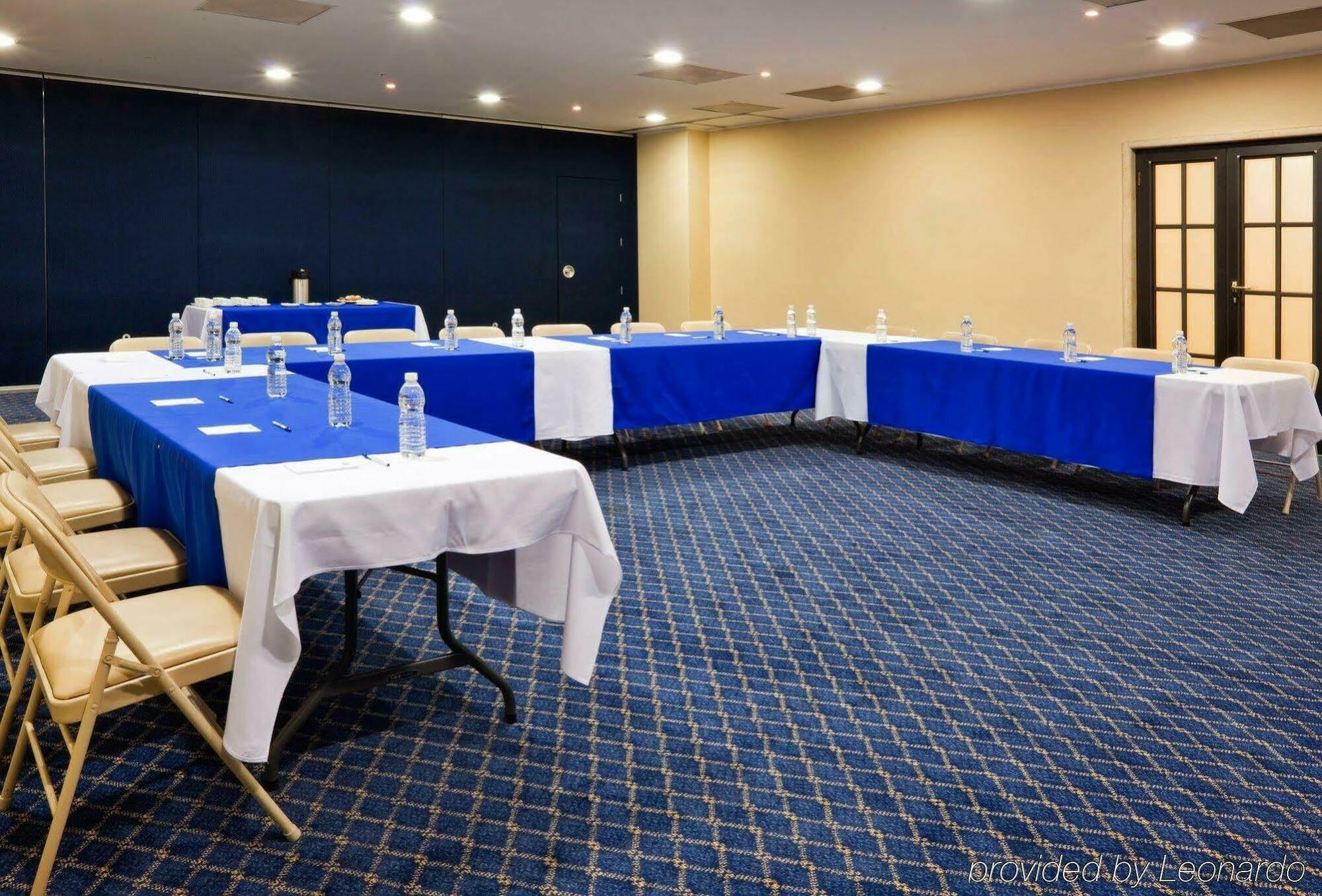 Holiday Inn Express Mexico Santa Fe By Ihg Bagian luar foto