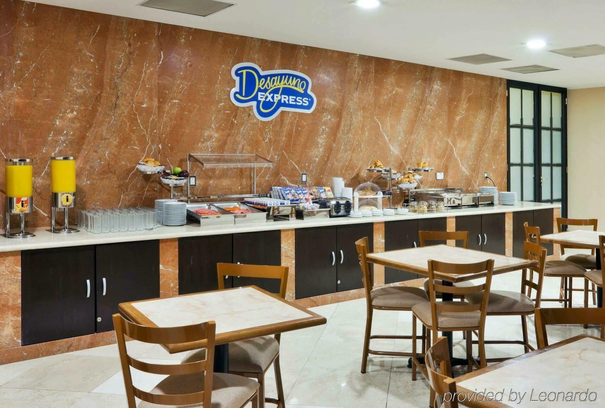 Holiday Inn Express Mexico Santa Fe By Ihg Bagian luar foto
