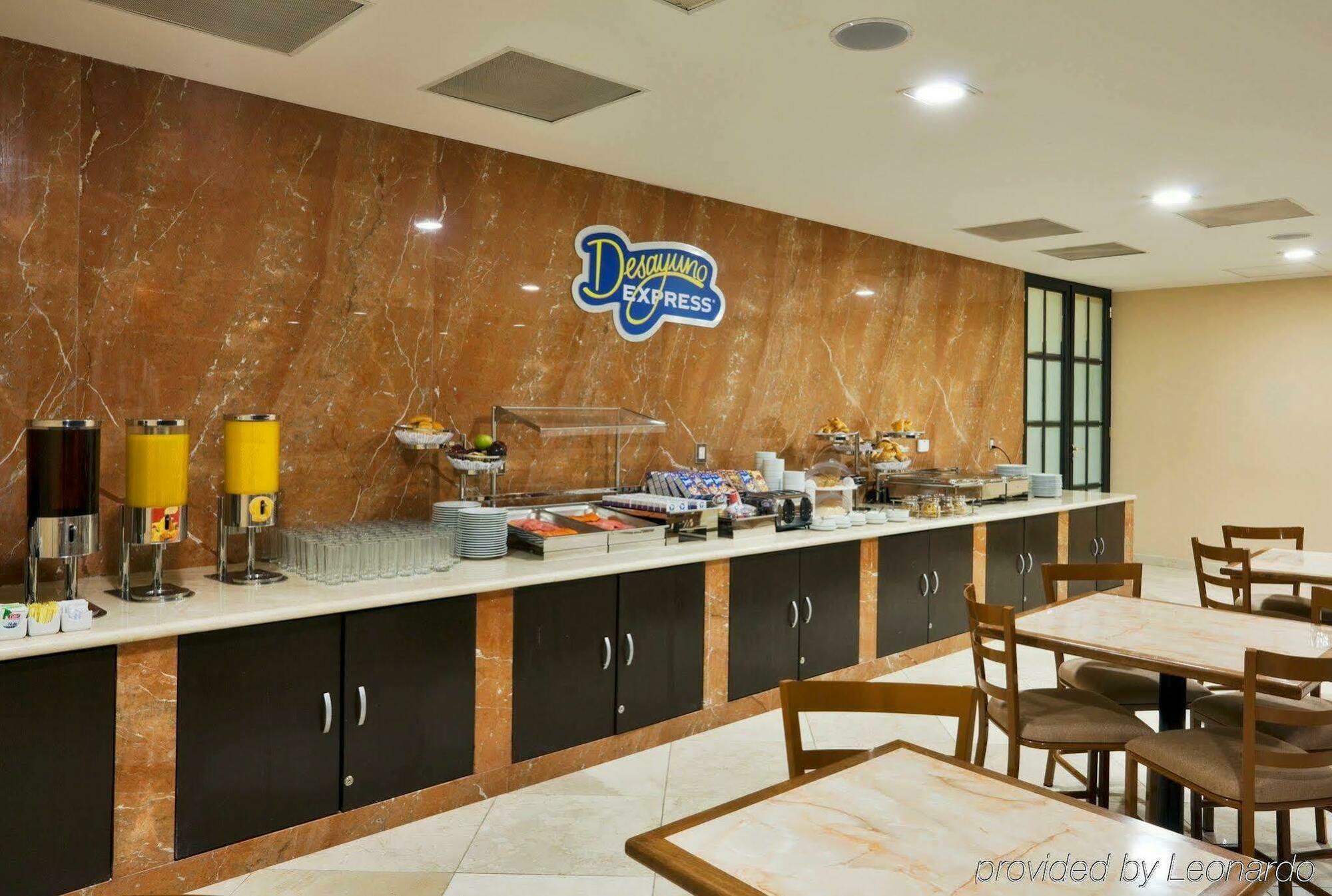 Holiday Inn Express Mexico Santa Fe By Ihg Bagian luar foto